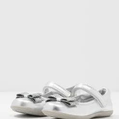 Friboo Riemchenballerina - Silver, Kinder 11 Friboo Riemchenballerina - Silver, Kinder -Fribo Stil Geschaft 1effcf5590294f47b1aa135487a07383