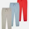 Friboo 3 PACK BASIC BOYS SWEATPANTS - Jogginghose - Grey, Blue, Red, Kinder 1 Friboo 3 PACK BASIC BOYS SWEATPANTS - Jogginghose - Grey, Blue, Red, Kinder -Fribo Stil Geschaft 7d7bafce63a94070ae53b10e75a75620