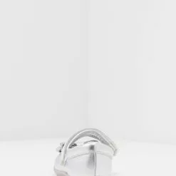 Friboo Riemchenballerina - Silver, Kinder 12 Friboo Riemchenballerina - Silver, Kinder -Fribo Stil Geschaft 86f8358bb9704578a4e2764c09b84825